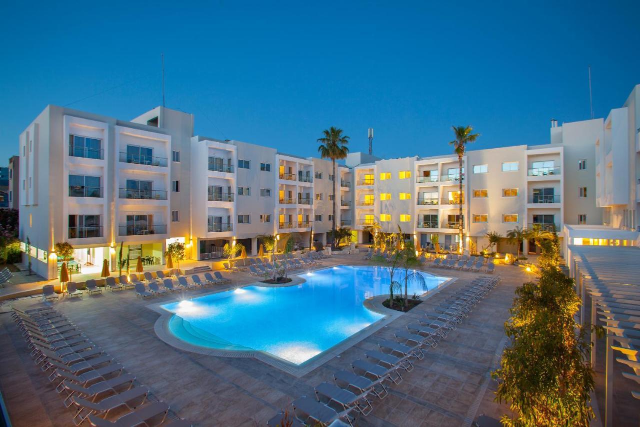 Mayfair Gardens Hotel Paphos Eksteriør billede